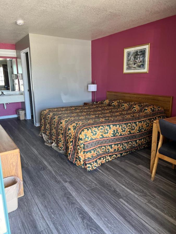 Country Inn Motel Сан-Антонио Экстерьер фото