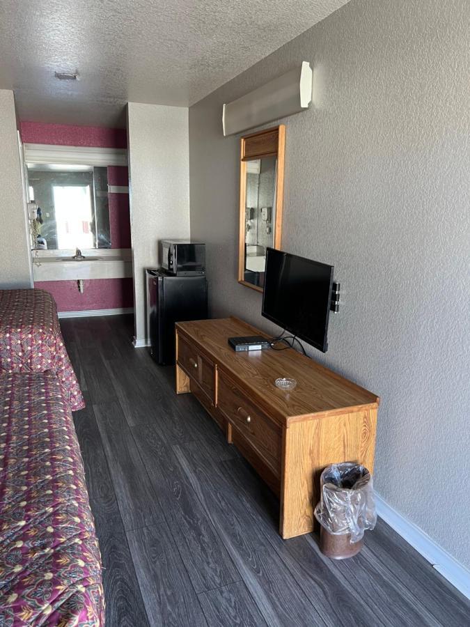 Country Inn Motel Сан-Антонио Экстерьер фото
