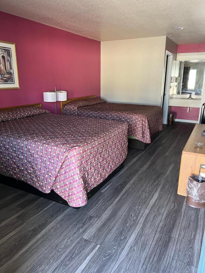 Country Inn Motel Сан-Антонио Экстерьер фото